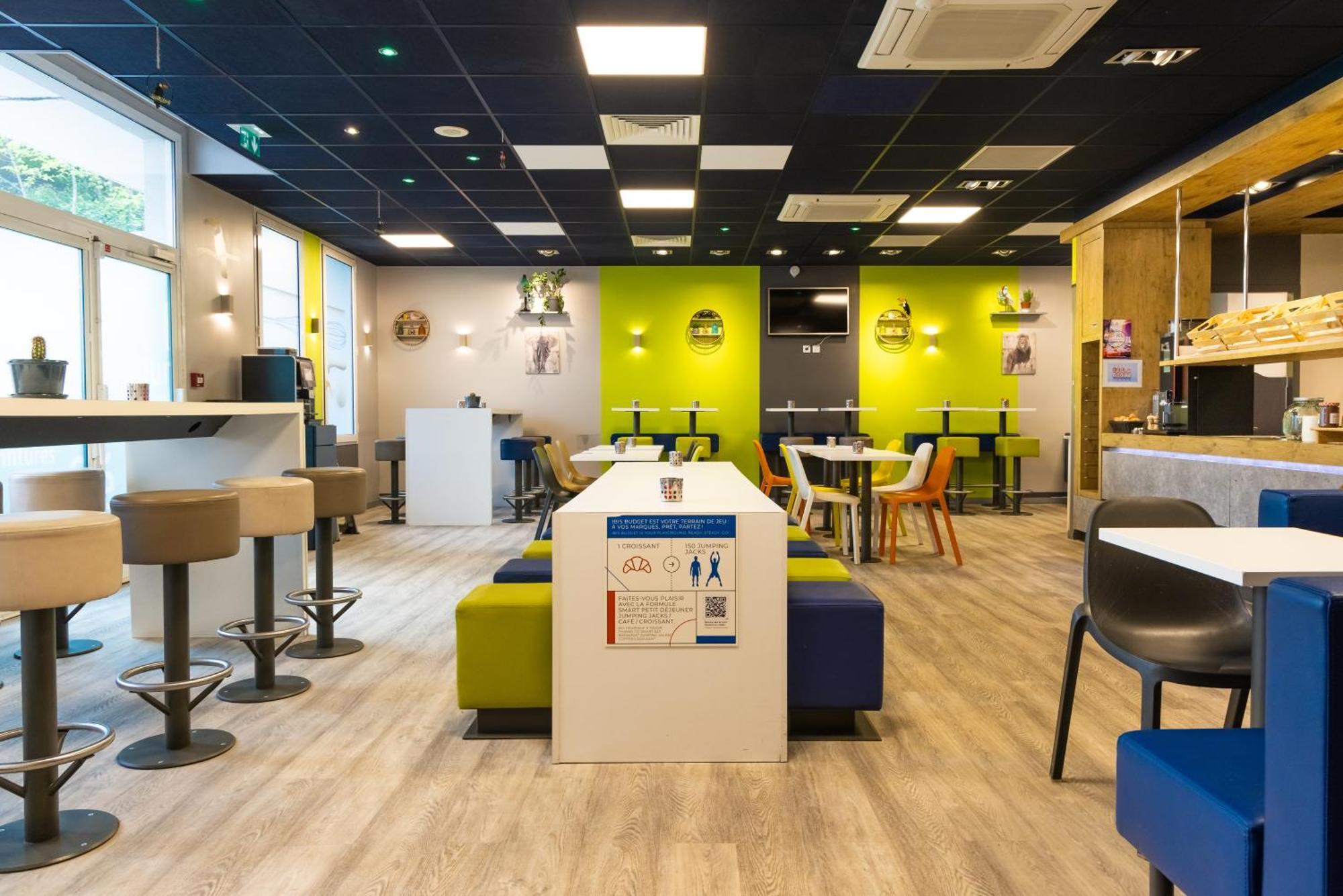Ibis Budget Paris Porte De Vanves Exterior foto