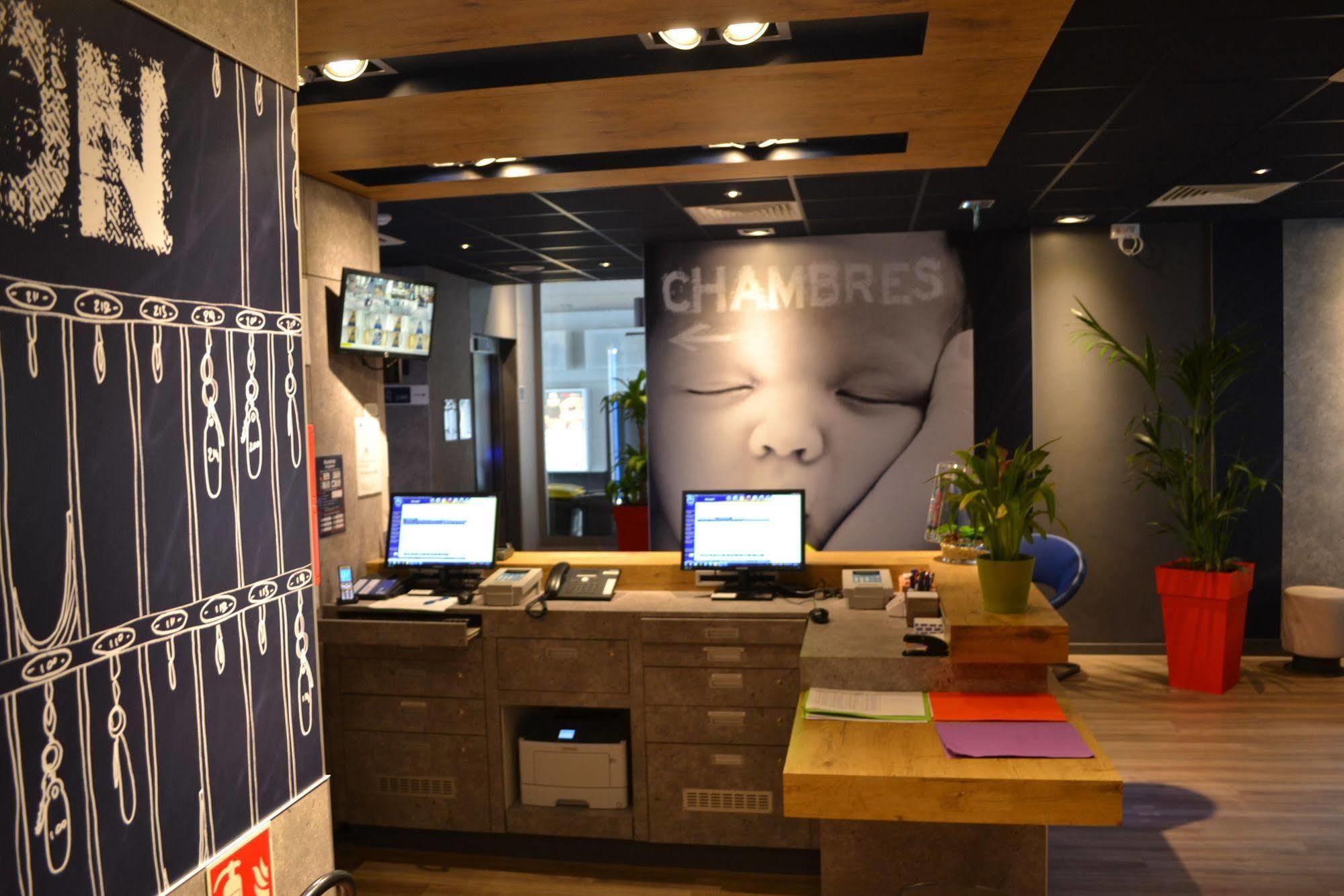 Ibis Budget Paris Porte De Vanves Exterior foto