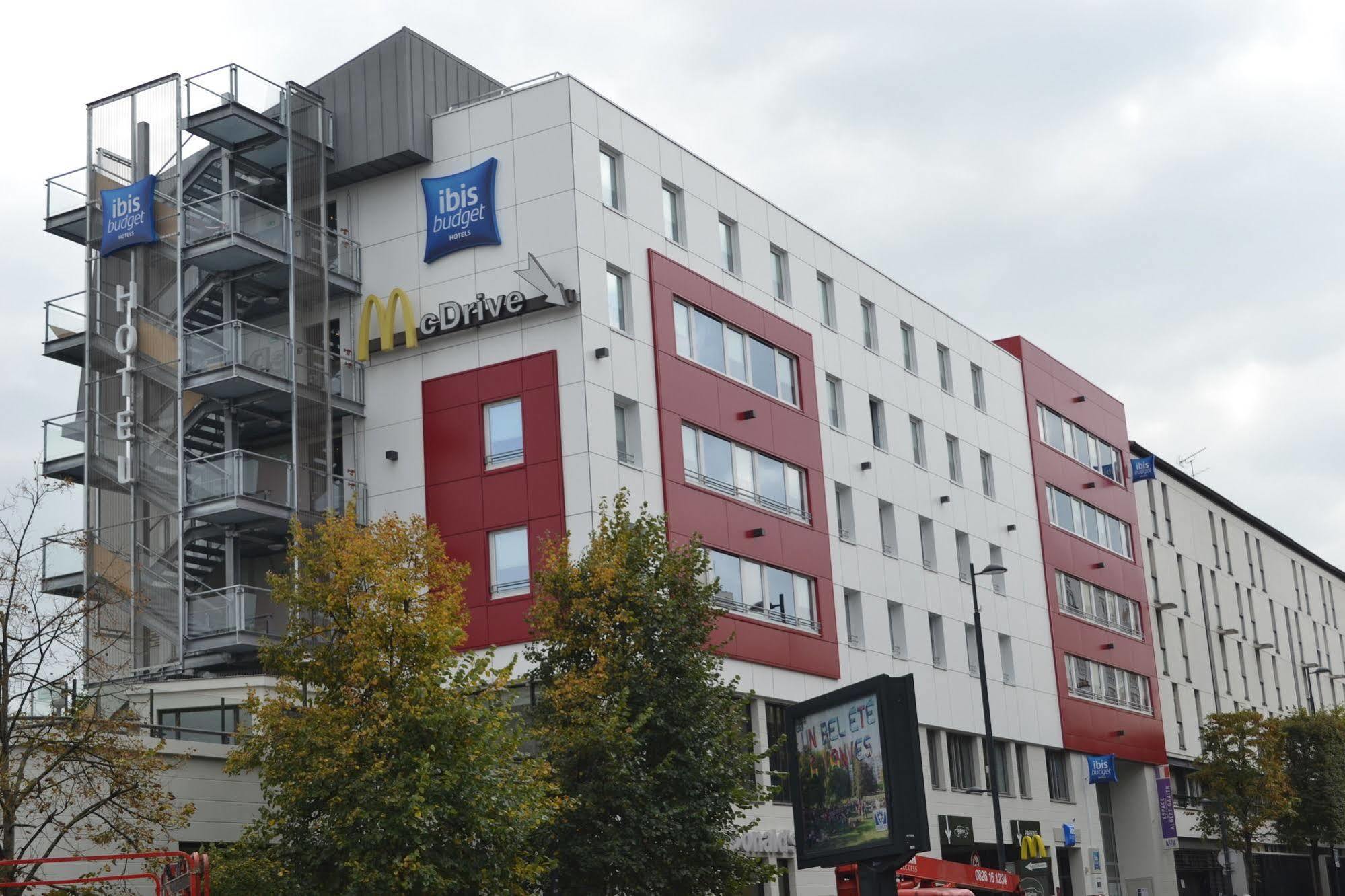 Ibis Budget Paris Porte De Vanves Exterior foto