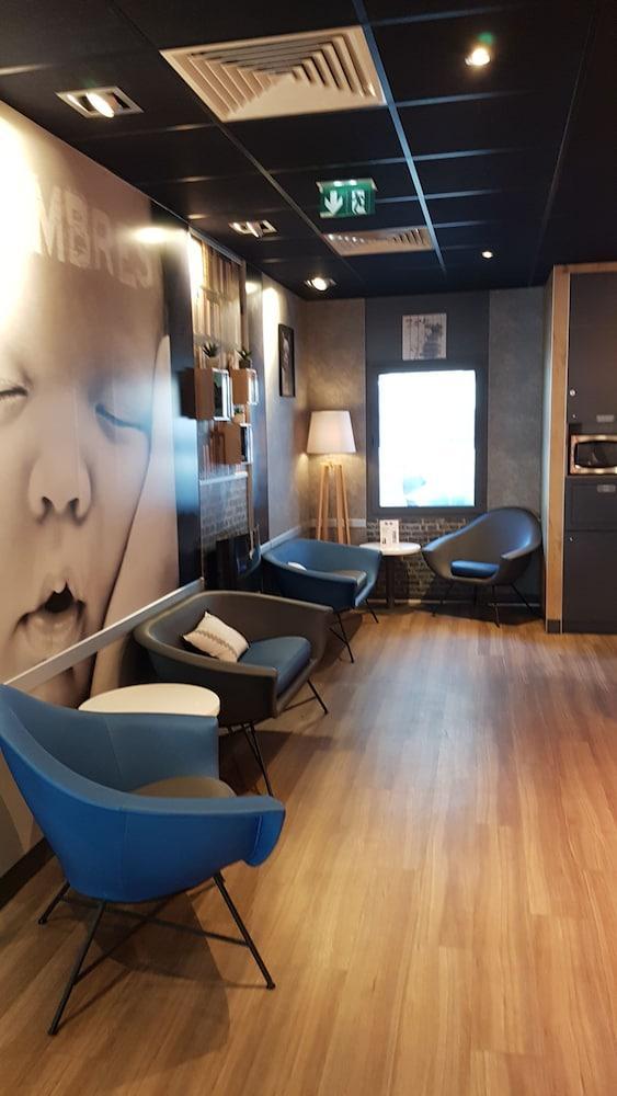 Ibis Budget Paris Porte De Vanves Exterior foto